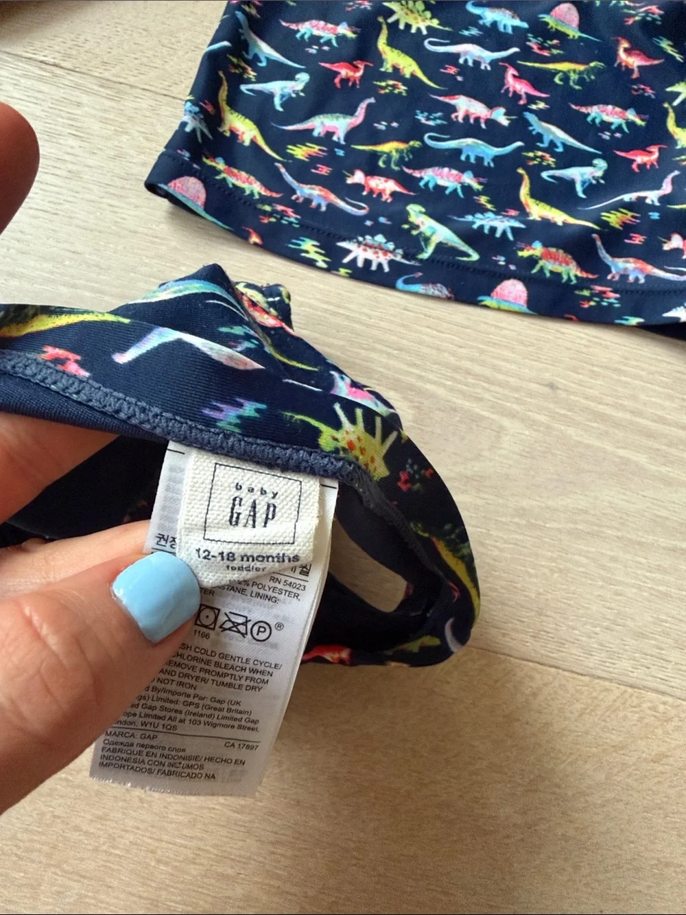 Gap girls  Navy Dinosaur Swim long Top rashguard Matching Swim bottoms 12-18 m